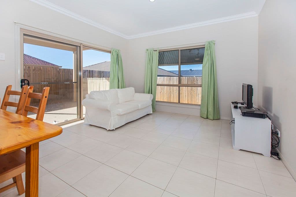 24 Basil Street, Springfield Lakes QLD 4300, Springfield Lakes - Thumbnail 5