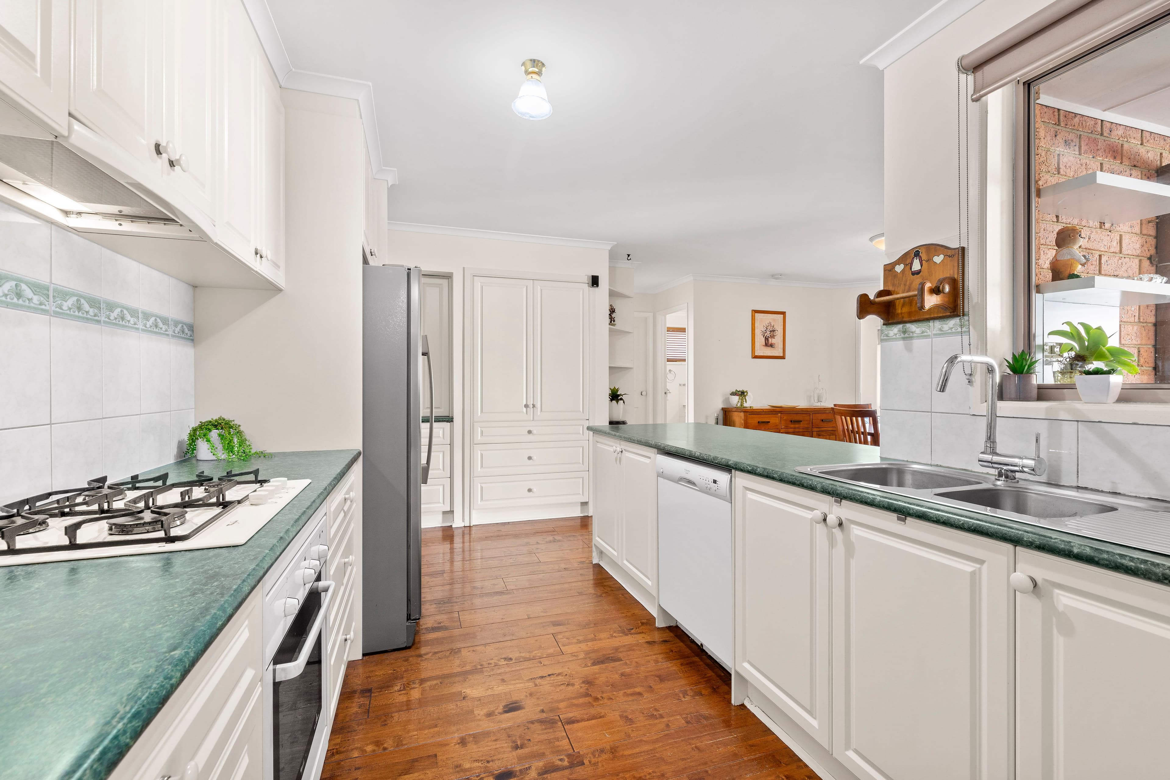 12 Jaguar Court, Epping VIC 3076, Epping - Thumbnail 2