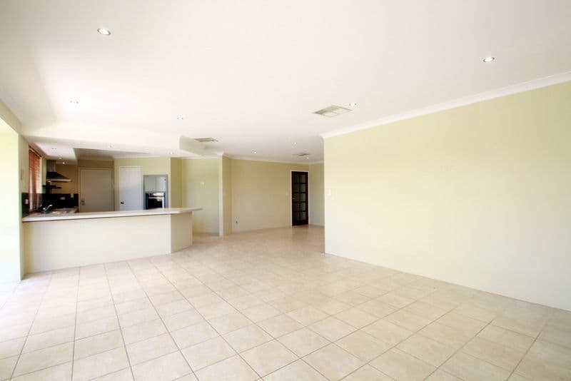 14 Dunster Way, ORELIA WA 6167, Orelia - Thumbnail 3