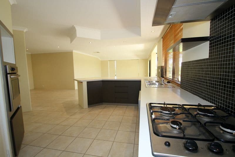 14 Dunster Way, ORELIA WA 6167, Orelia - Thumbnail 4
