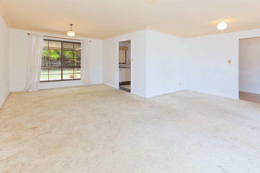 16 Glenalwyn Street, HOLLAND PARK QLD 4121, Holland Park - Thumbnail 3