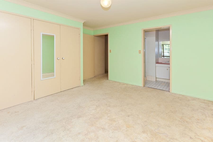 16 Glenalwyn Street, HOLLAND PARK QLD 4121, Holland Park - Thumbnail 6