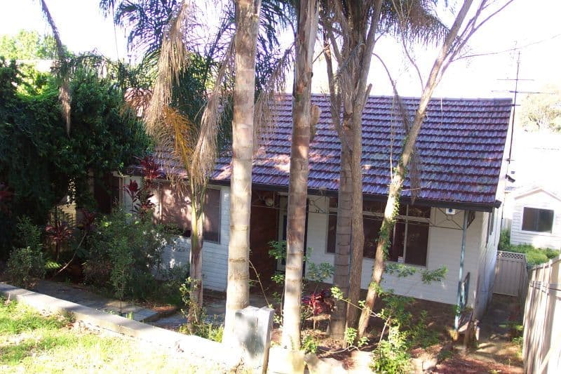 21  Woodlawn Avenue, MANGERTON NSW 2500, Mangerton - Image 1