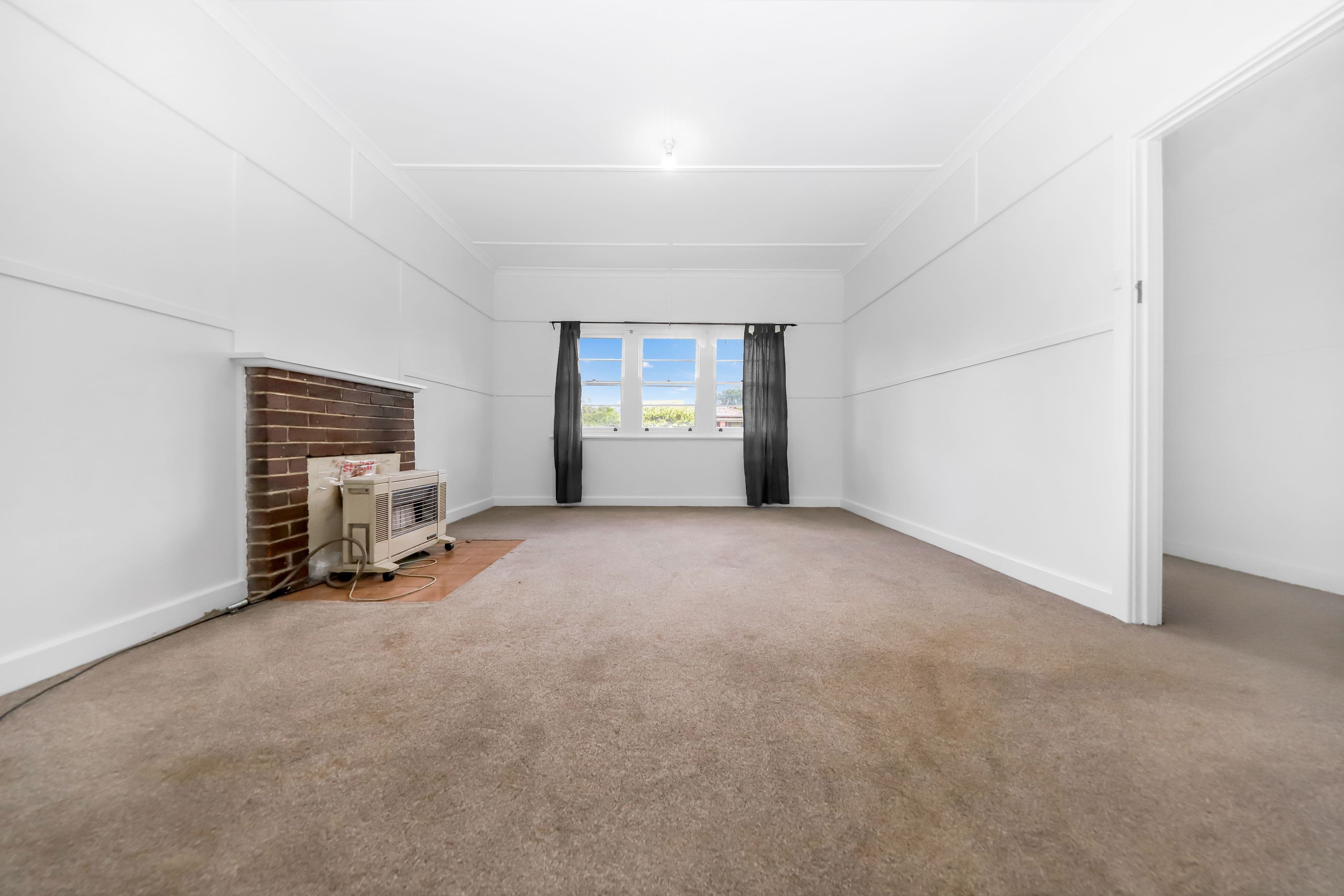 110 Russell Street, Tumut NSW 2720, Tumut - Thumbnail 3