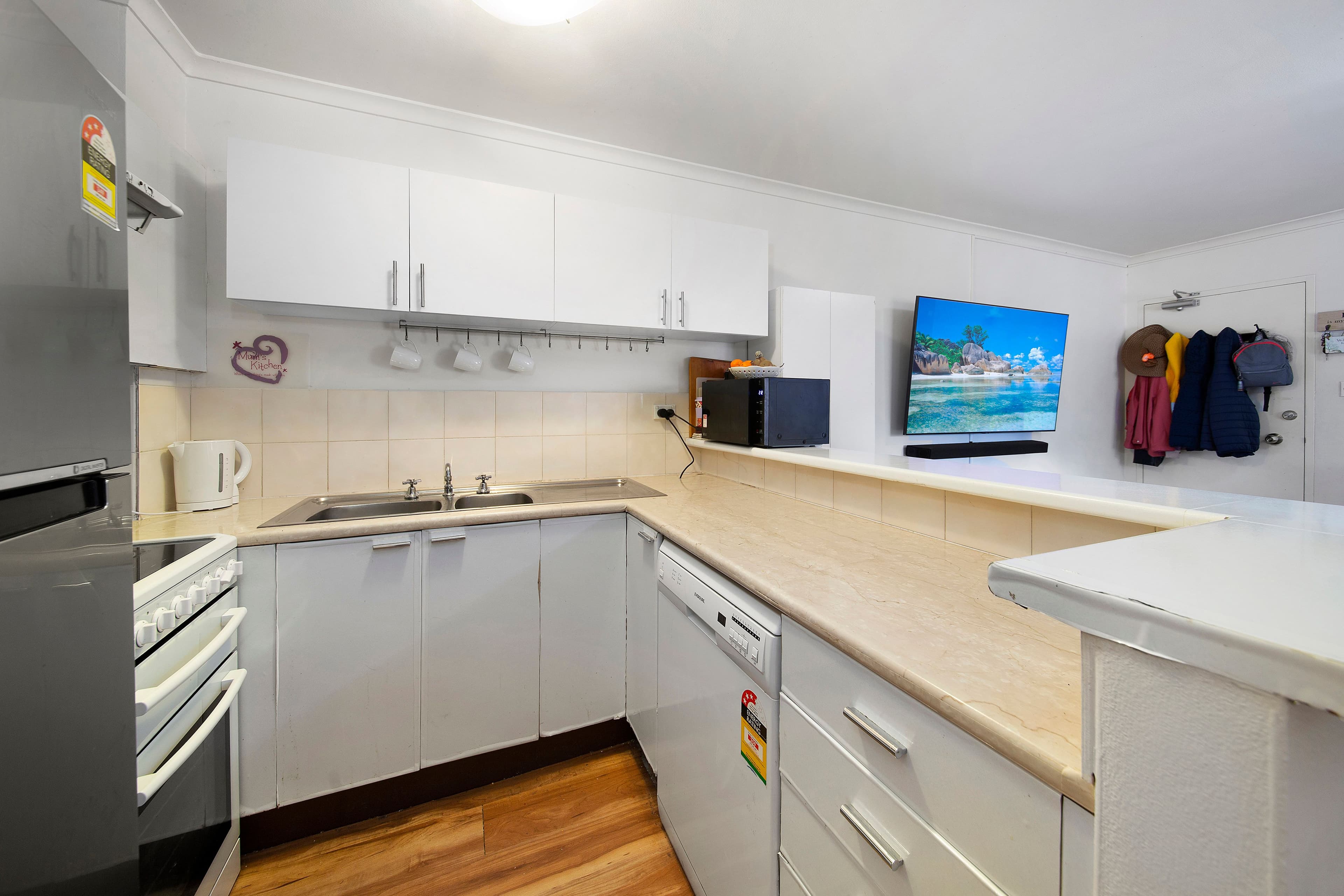53 Auburn Street, Sutherland NSW 2232, Sutherland - Thumbnail 2