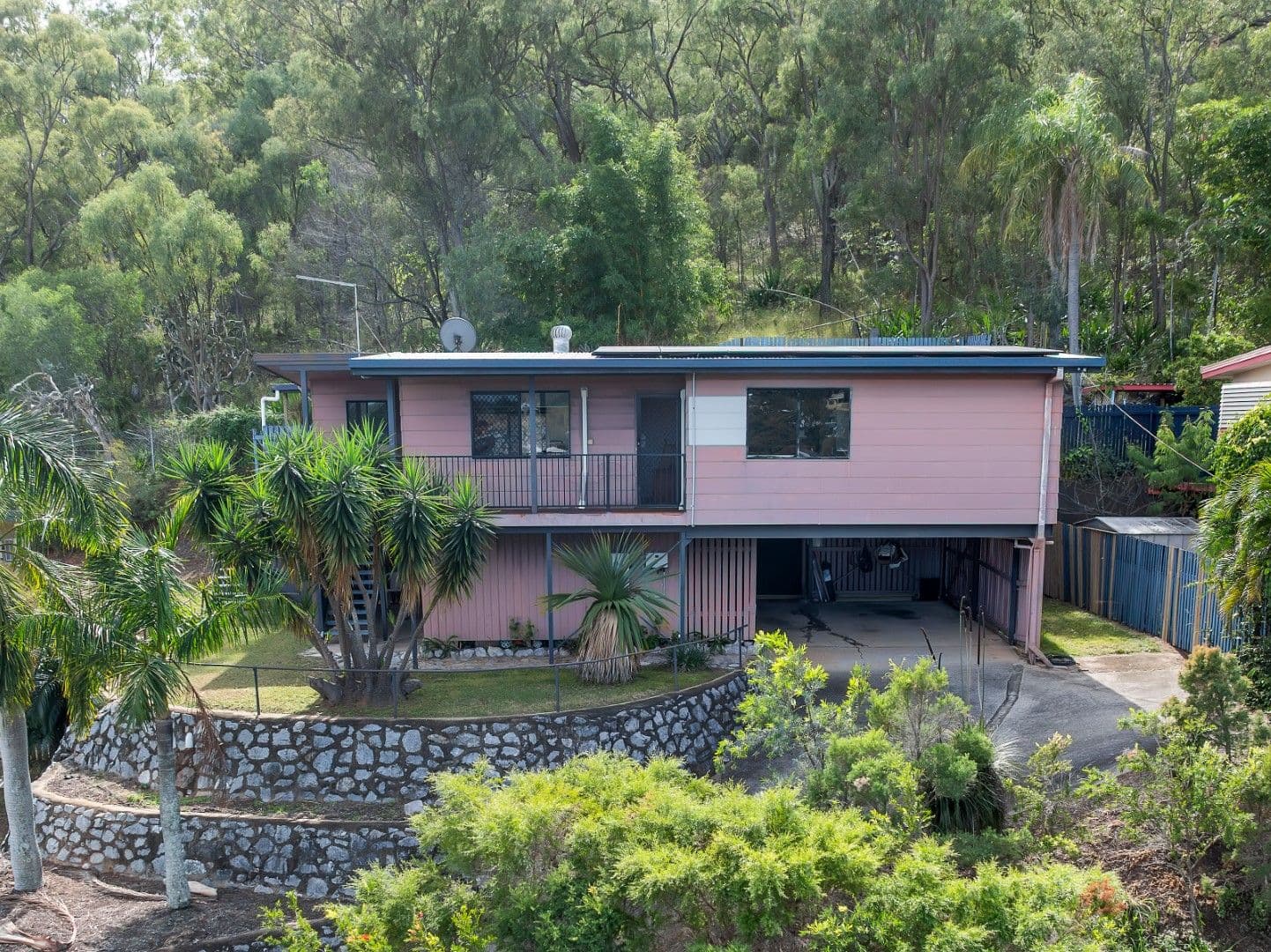 165 Philip Street, West Gladstone QLD 4680, West Gladstone - Thumbnail 2