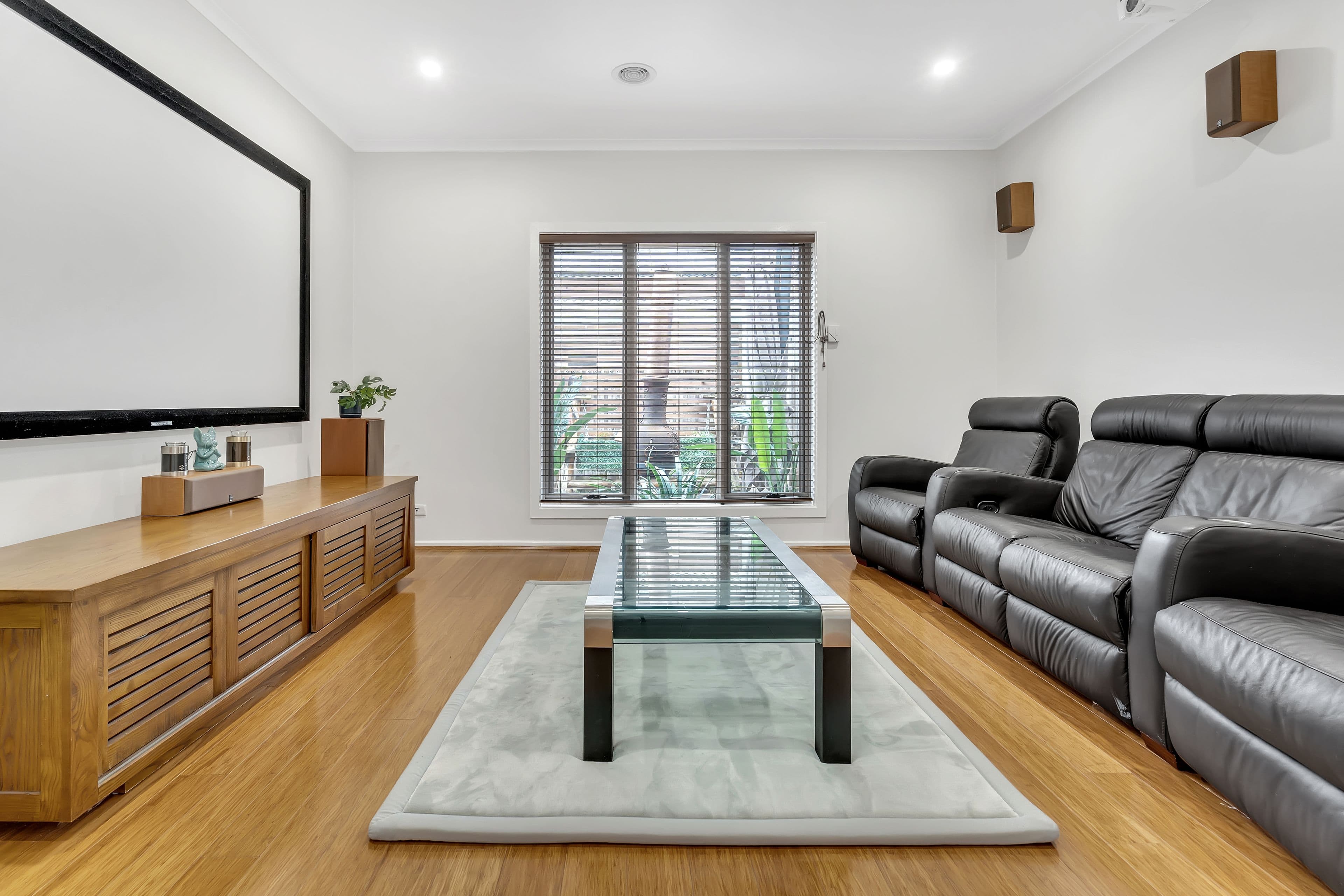 1 Cascade Terrace, Craigieburn VIC 3064, Craigieburn - Thumbnail 3