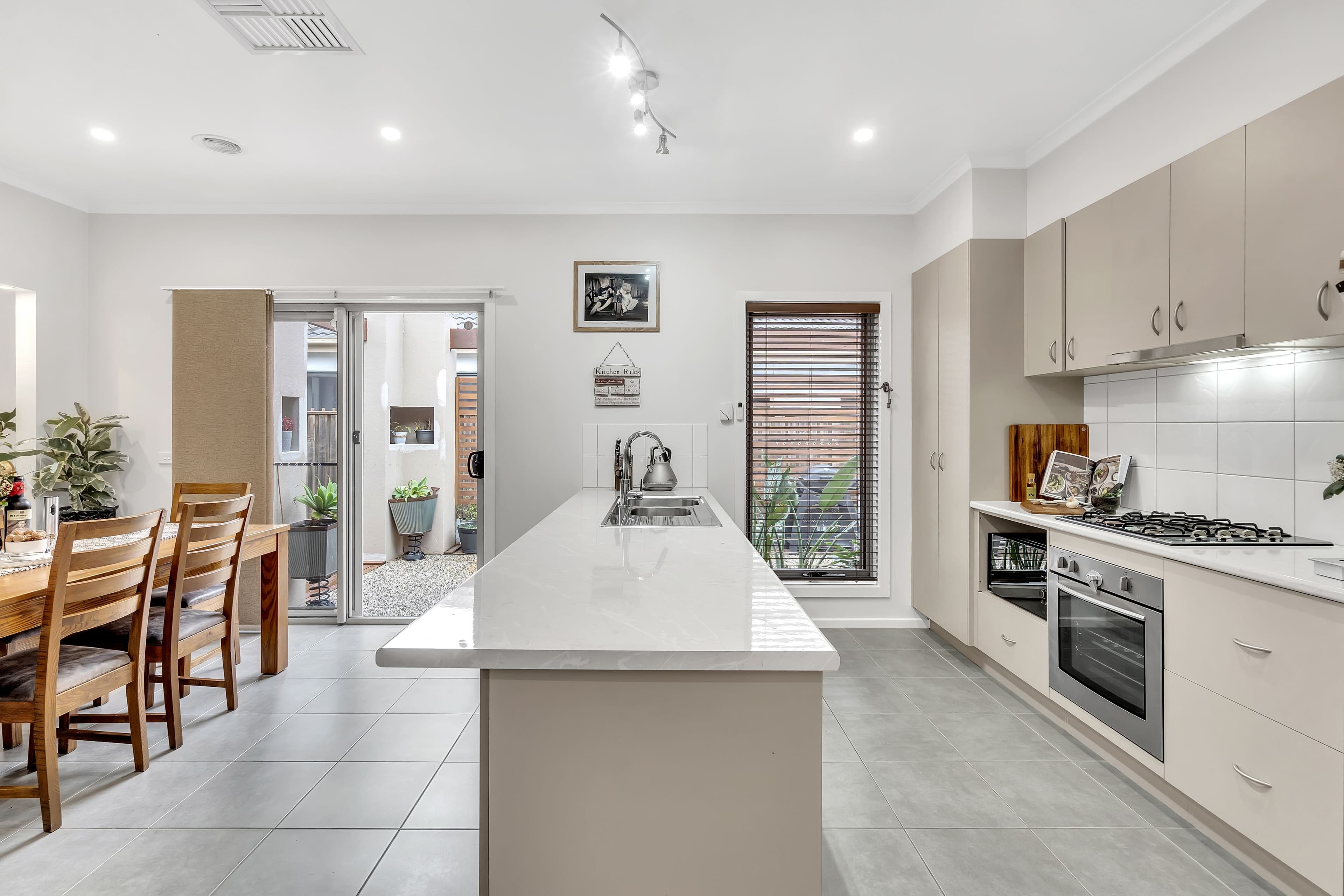 1 Cascade Terrace, Craigieburn VIC 3064, Craigieburn - Thumbnail 5
