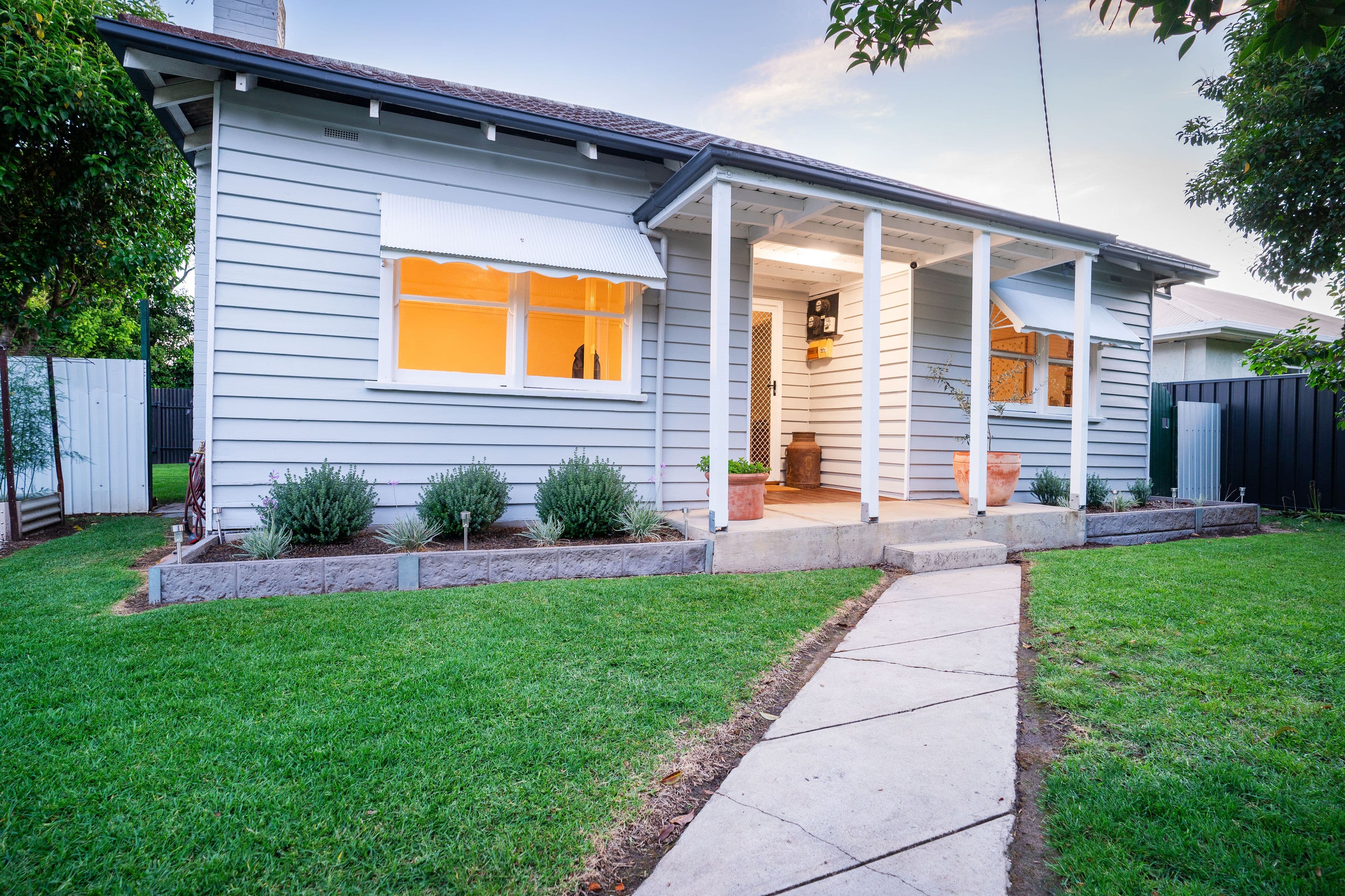 527 Nathan Avenue, Albury NSW 2640, Albury - Thumbnail 2
