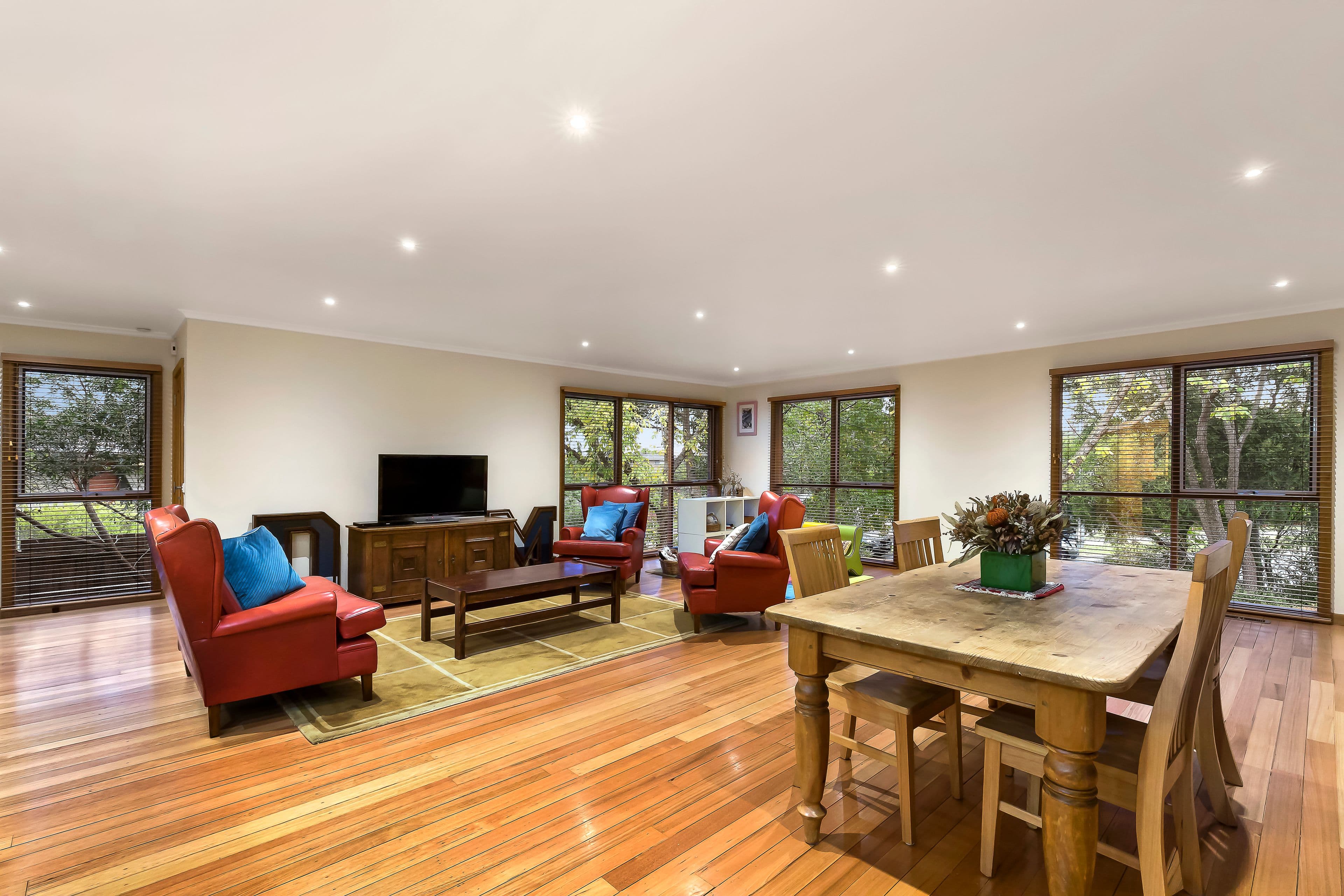 5 Mark Court, Chadstone VIC 3148, Chadstone - Thumbnail 2