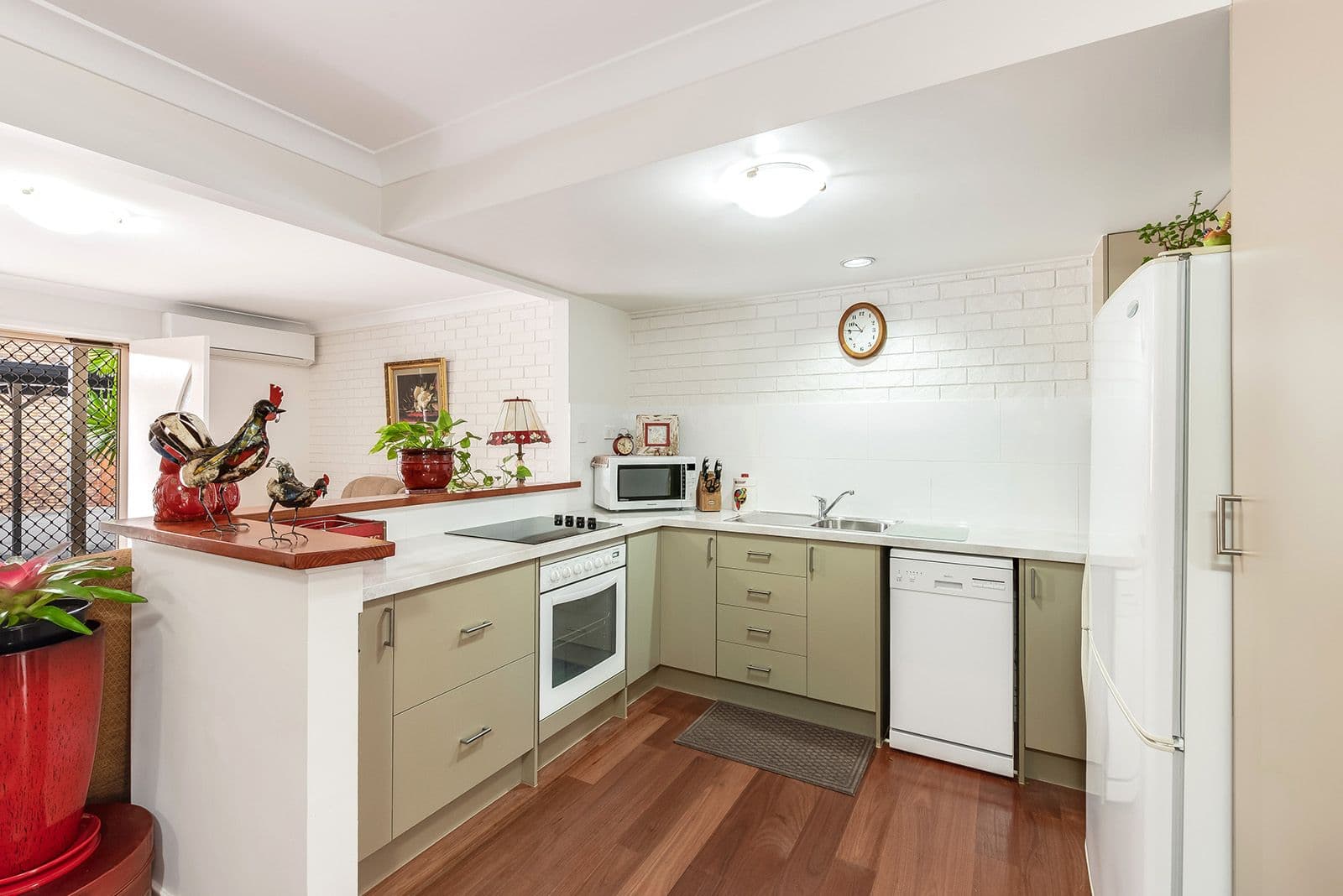 11 Zahel Street, Carina QLD 4152, Carina - Thumbnail 3
