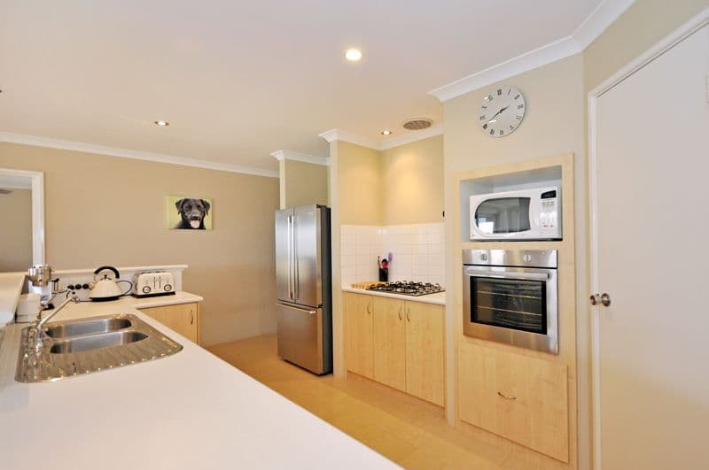 11 Hartley Pass, Ellenbrook WA 6069, Ellenbrook - Thumbnail 7
