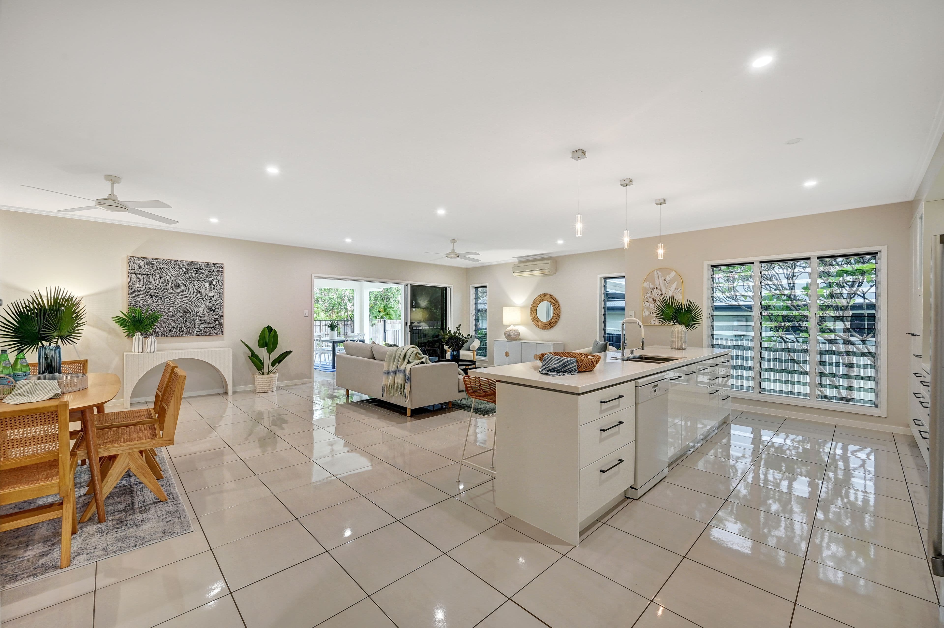 13 Cromwell Court, Mount Louisa QLD 4814, Mount Louisa - Thumbnail 4