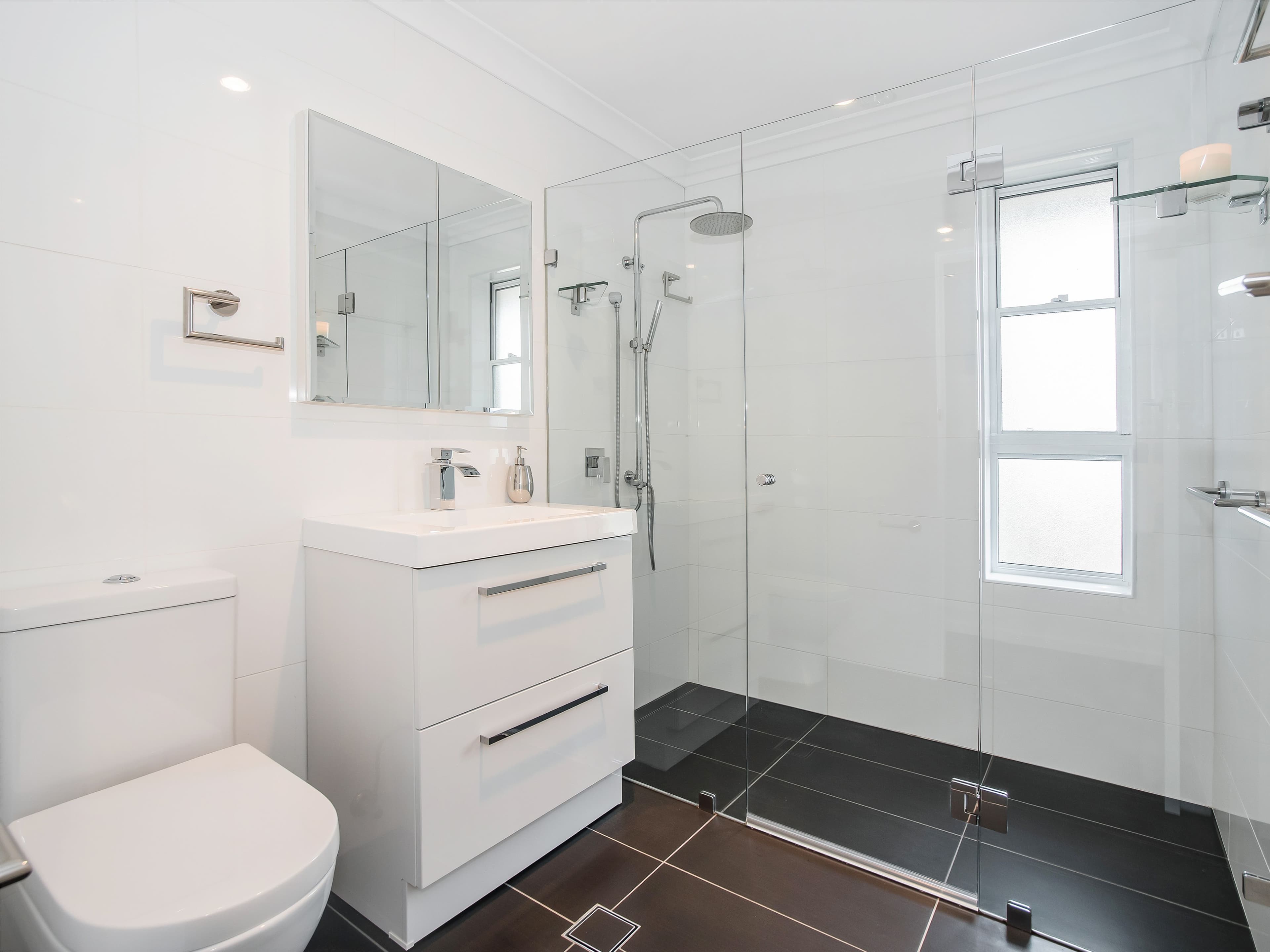 183 Parkes Street, Helensburgh - Thumbnail 8