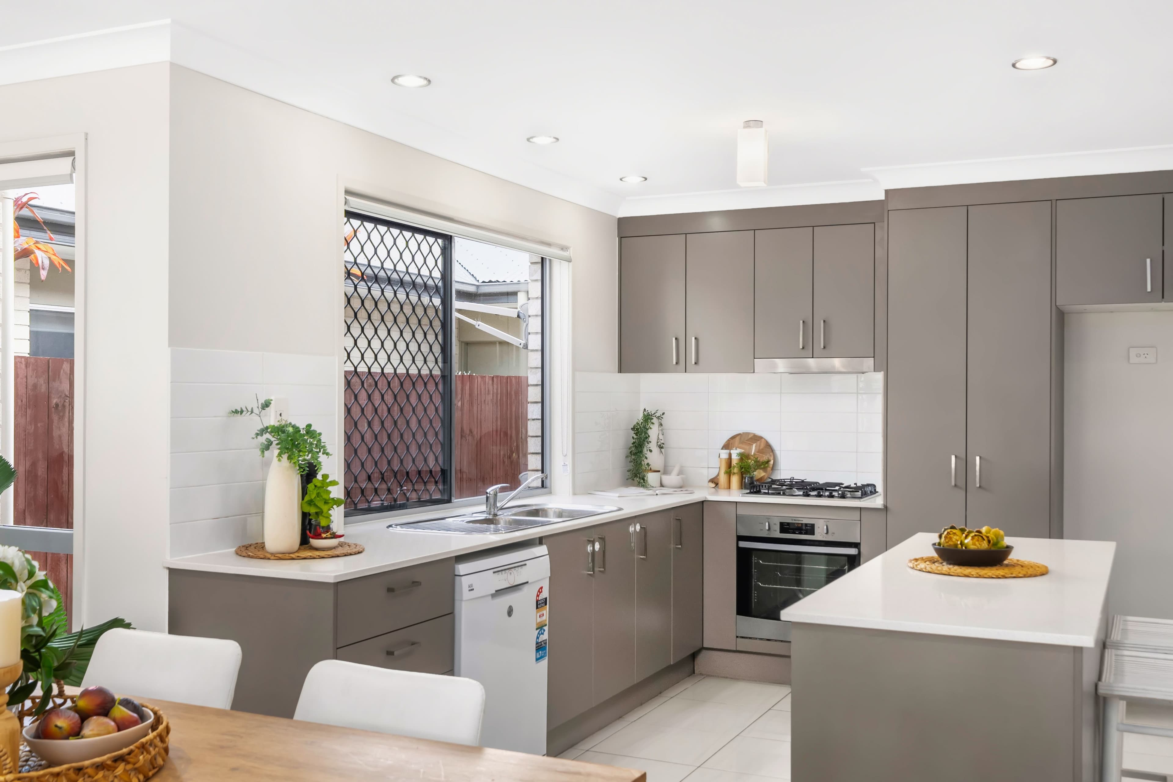 26 Kingdom Circuit, North Lakes QLD 4509, North Lakes - Thumbnail 6