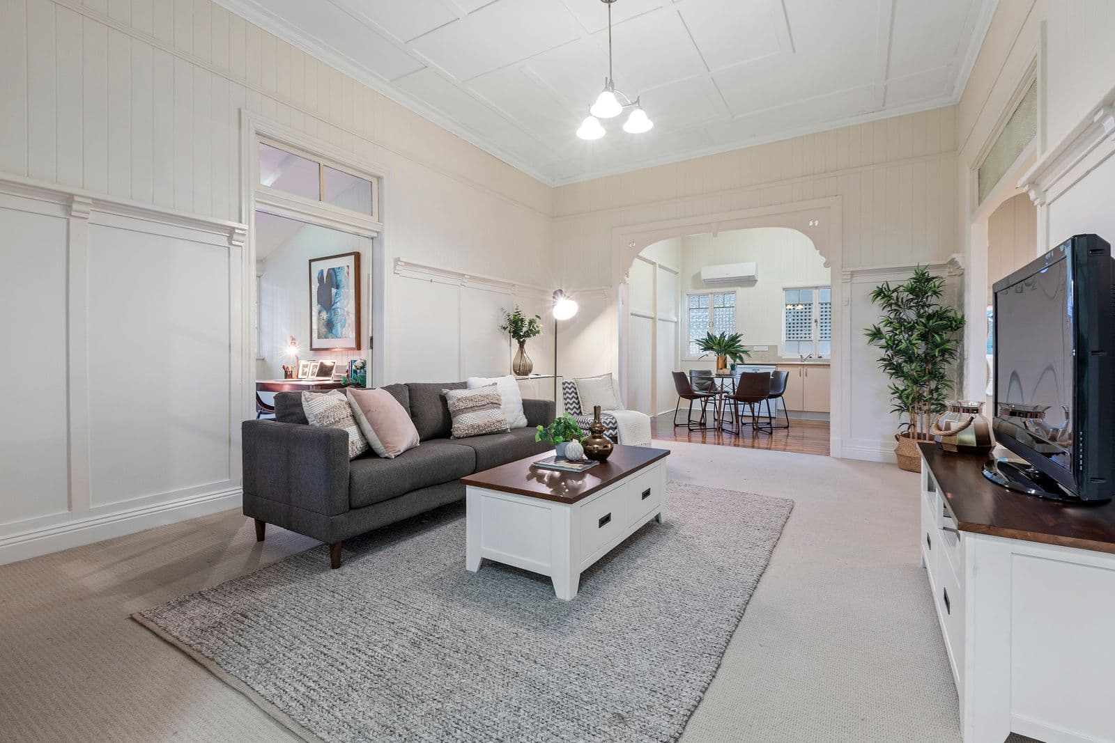 110 Waverley Street, Annerley QLD 4103, Annerley - Thumbnail 2