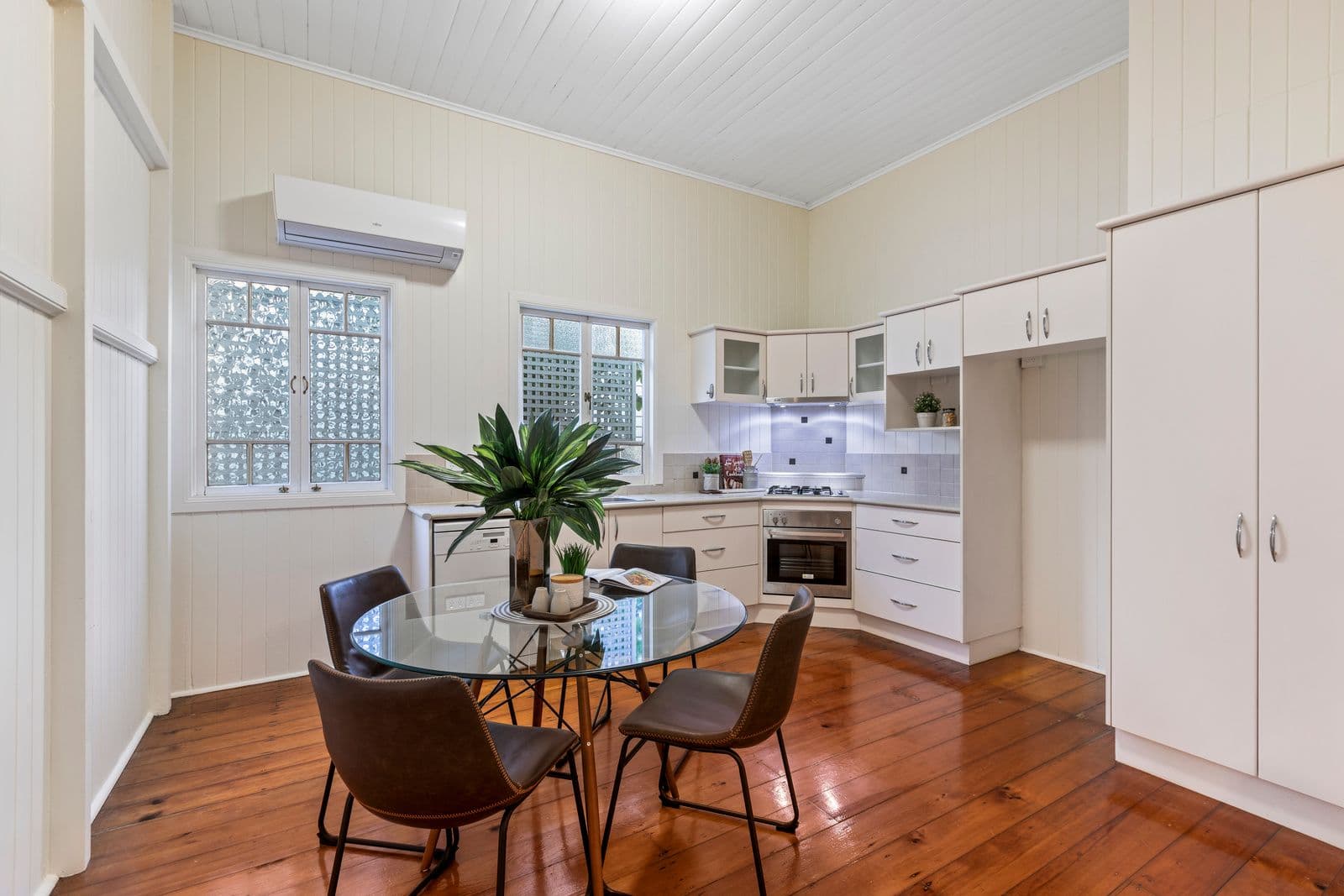 110 Waverley Street, Annerley QLD 4103, Annerley - Thumbnail 4