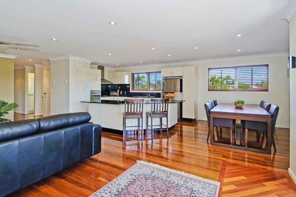 32 Barnard Street, BIGGERA WATERS QLD 4216, Biggera Waters - Thumbnail 7