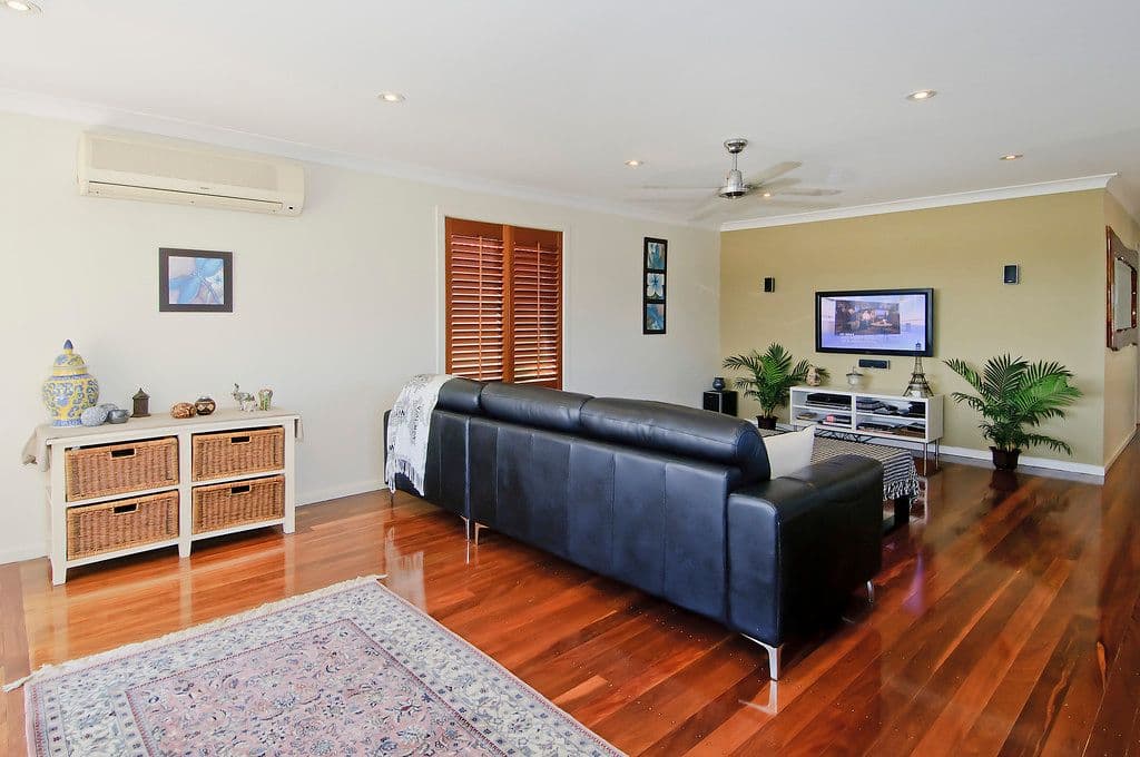 32 Barnard Street, BIGGERA WATERS QLD 4216, Biggera Waters - Thumbnail 8