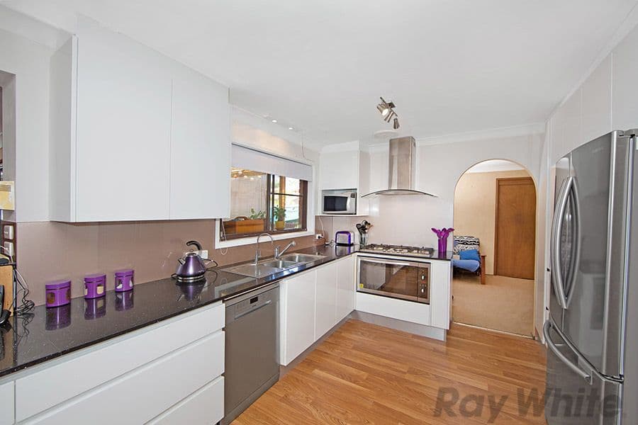 92 Elizabeth Bay Drive, Lake Munmorah - Image 1