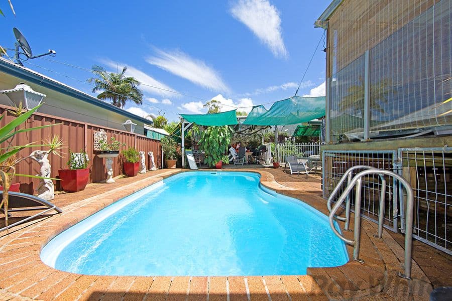 92 Elizabeth Bay Drive, Lake Munmorah - Thumbnail 3