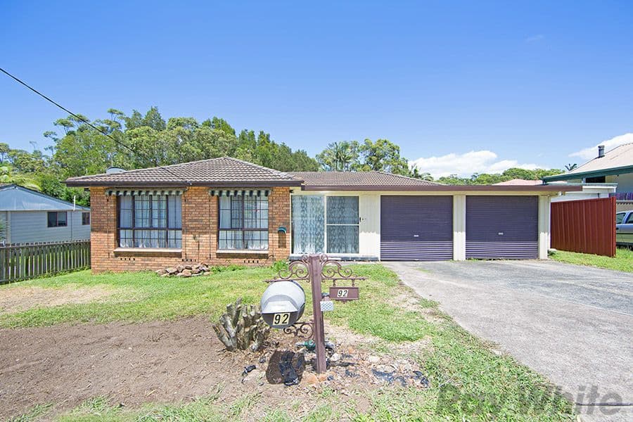 92 Elizabeth Bay Drive, Lake Munmorah - Thumbnail 7