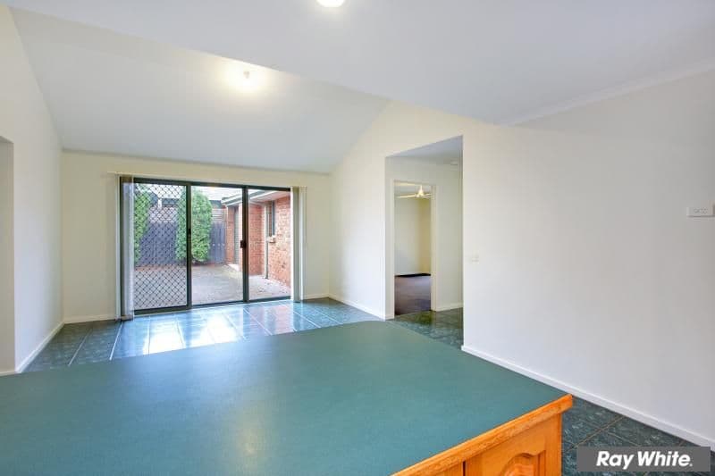 10 Ellinbank Crescent, MORNINGTON VIC 3931, Mornington - Thumbnail 7