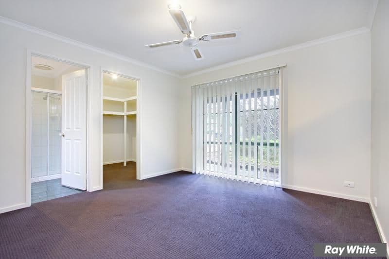 10 Ellinbank Crescent, MORNINGTON VIC 3931, Mornington - Thumbnail 8