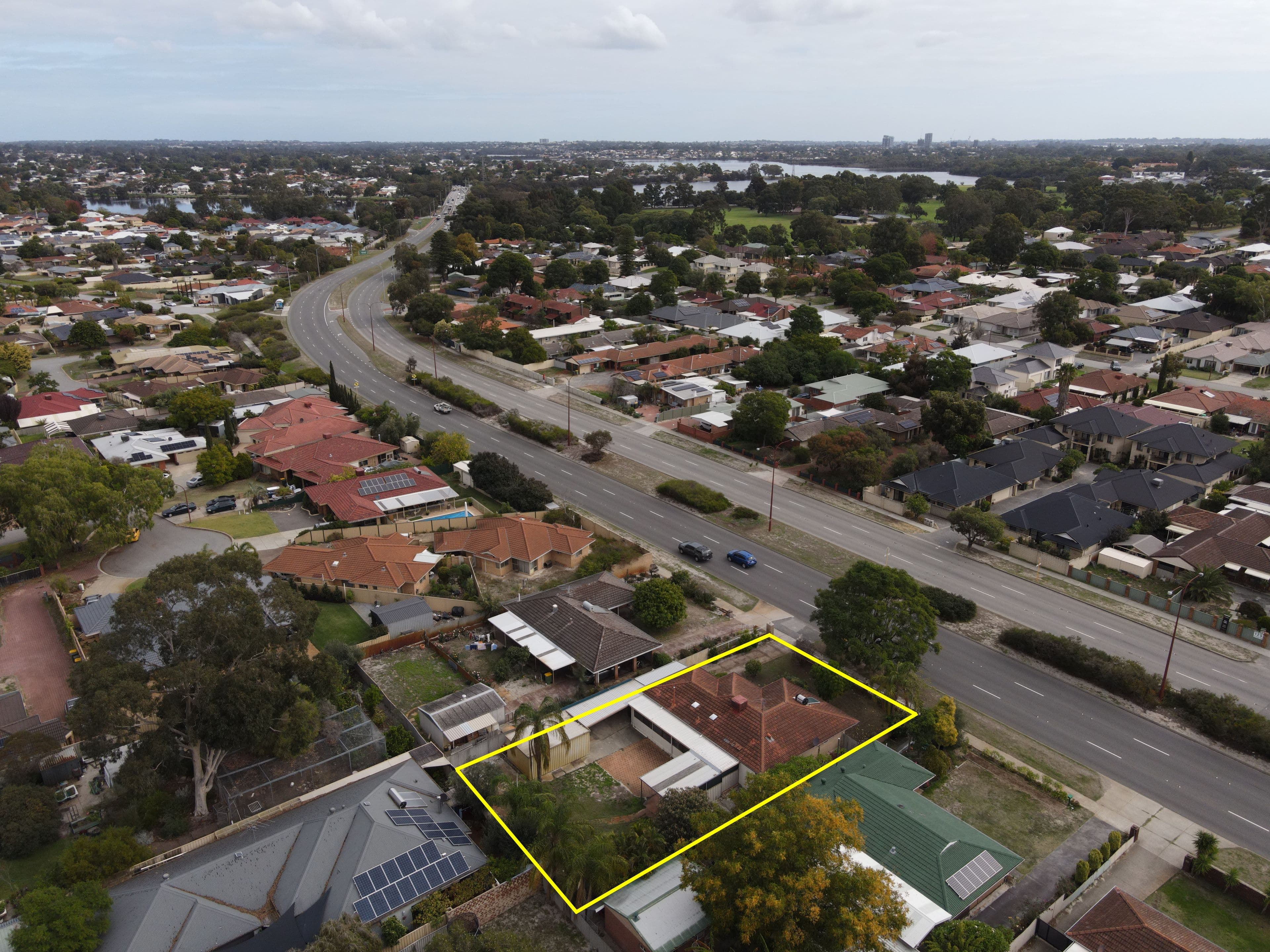 124 Leach Highway, Wilson WA 6107, Wilson - Thumbnail 2