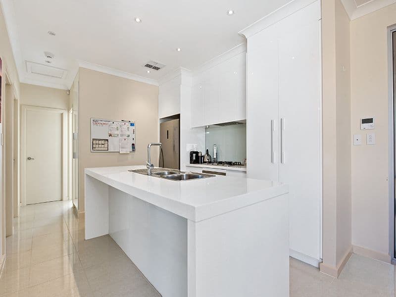 14c Bowaka Street, Park Holme SA 5043, Park Holme - Thumbnail 4