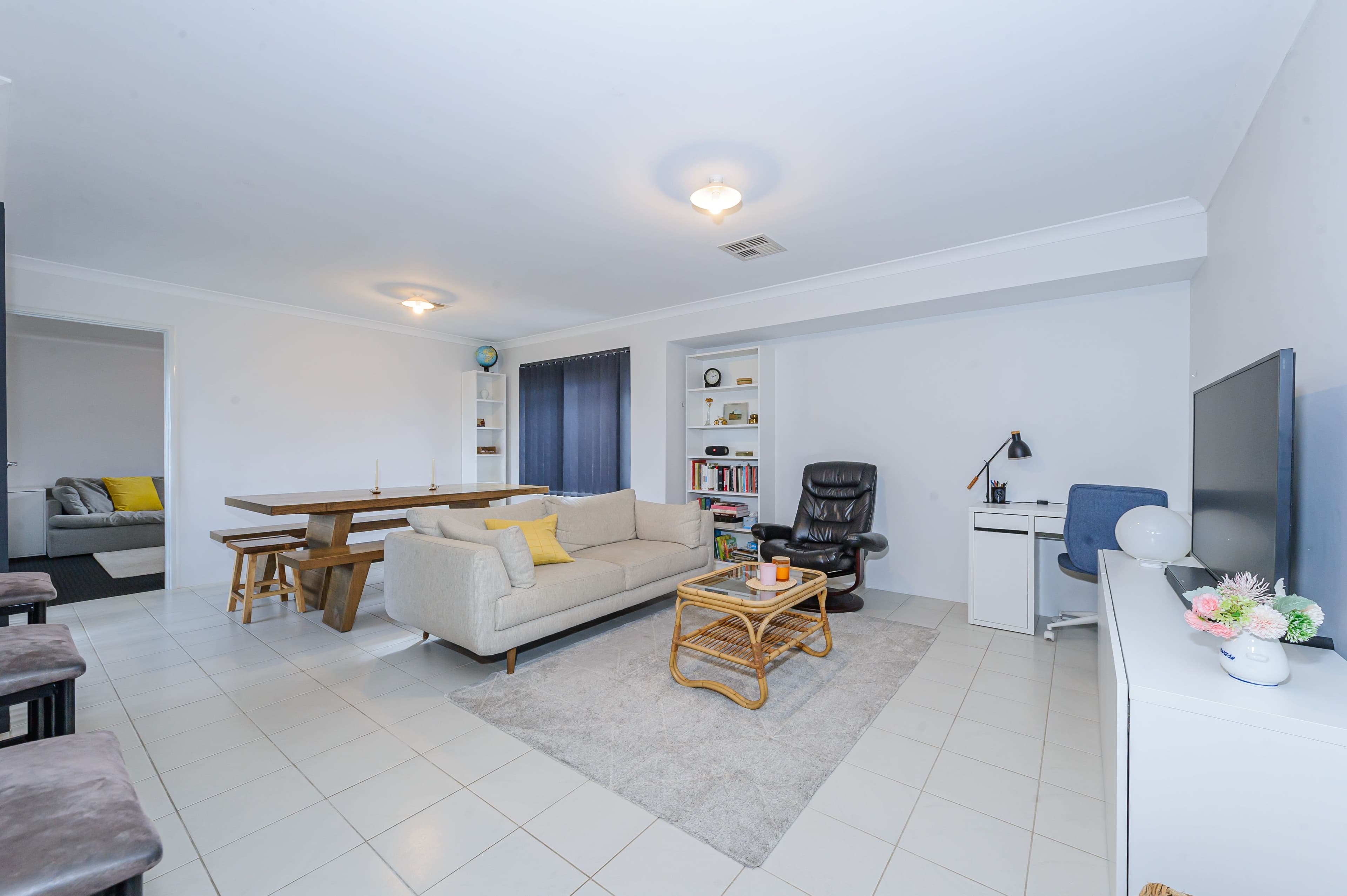 11 Bundoran Street, Bullsbrook WA 6084, Bullsbrook - Thumbnail 2