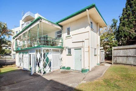 8 Moreton Parade, KINGS BEACH QLD 4551, Kings Beach - Thumbnail 2