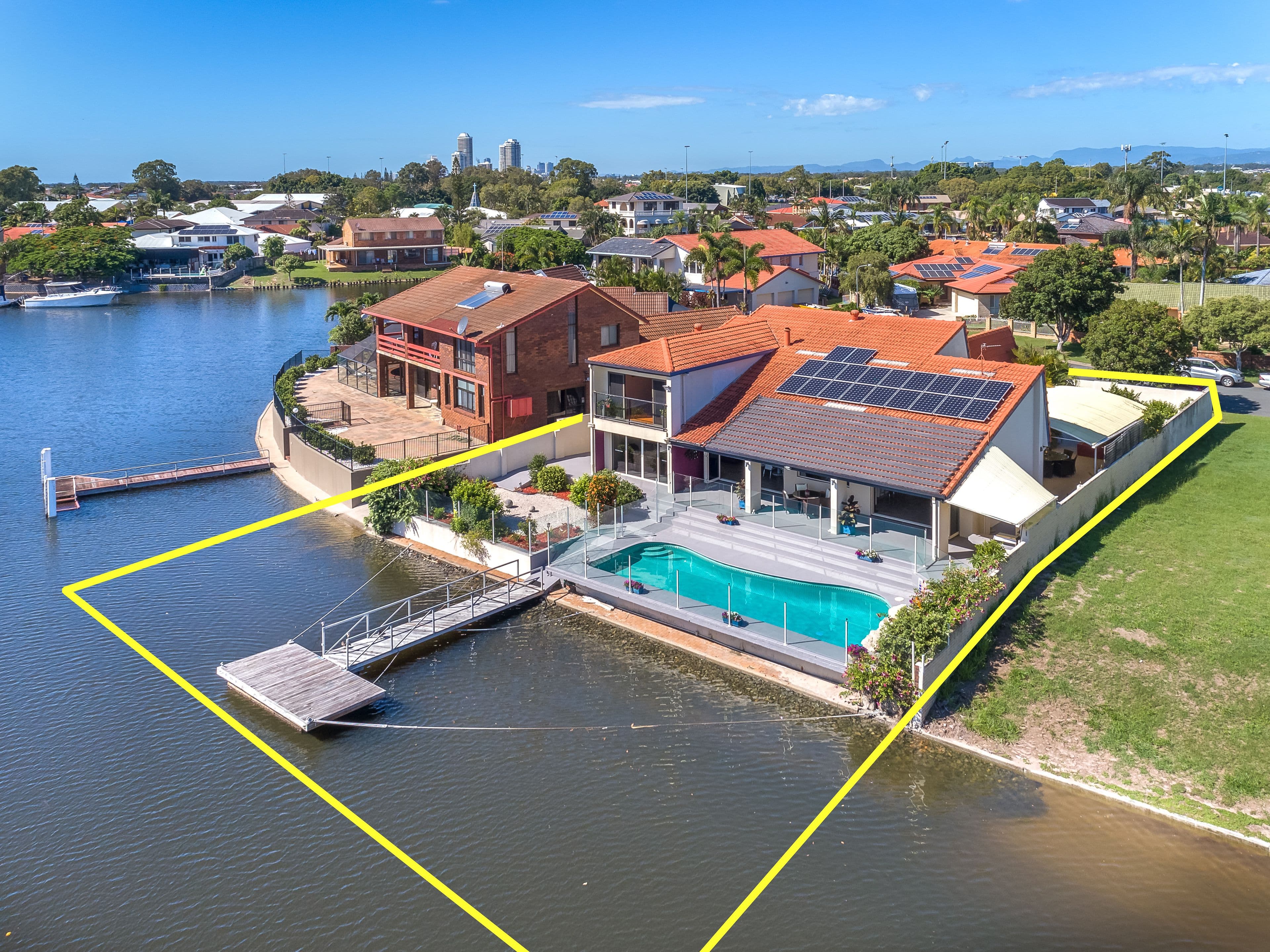 24 Erave Avenue, Runaway Bay QLD 4216, Runaway Bay - Thumbnail 2