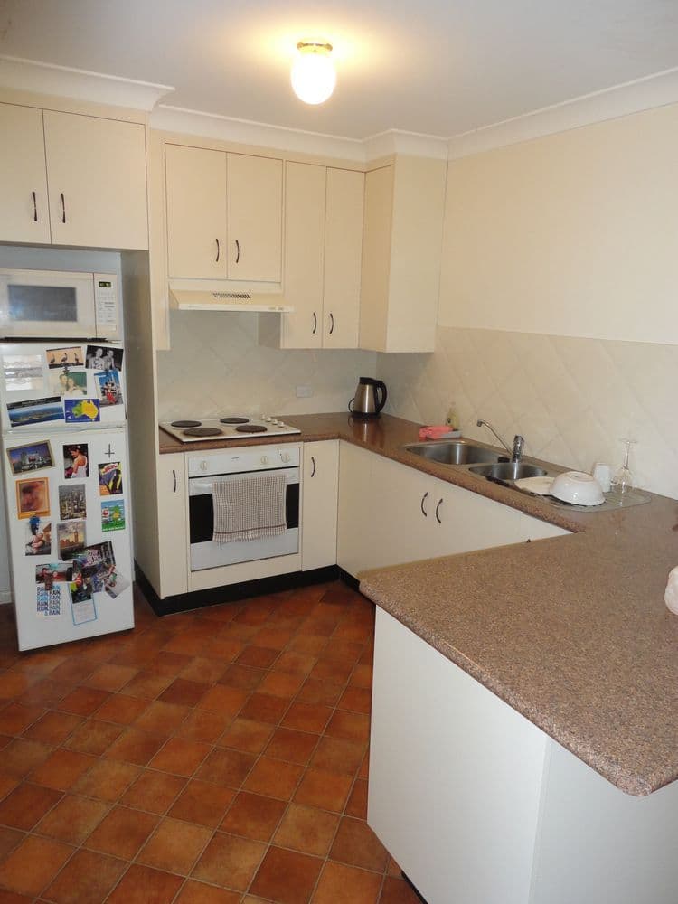 Unit 4, 90 Parkes Street, TEMORA NSW 2666, Temora - Thumbnail 3