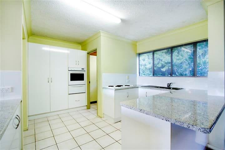 2 Eshelby Drive, Cannonvale QLD 4802, Cannonvale - Thumbnail 4