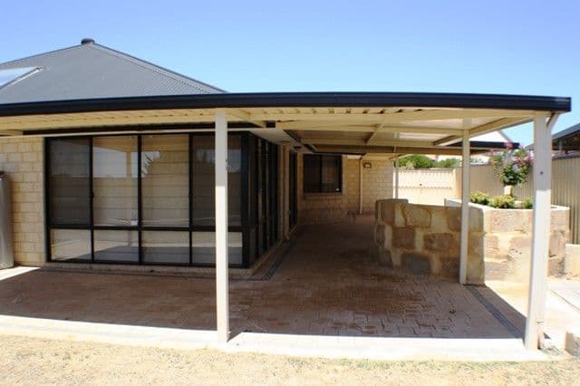 67 Colchester Avenue, ORELIA WA 6167, Orelia - Thumbnail 2
