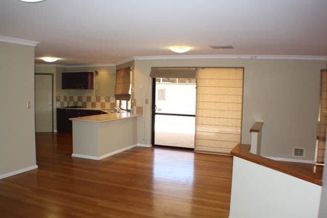 67 Colchester Avenue, ORELIA WA 6167, Orelia - Thumbnail 3