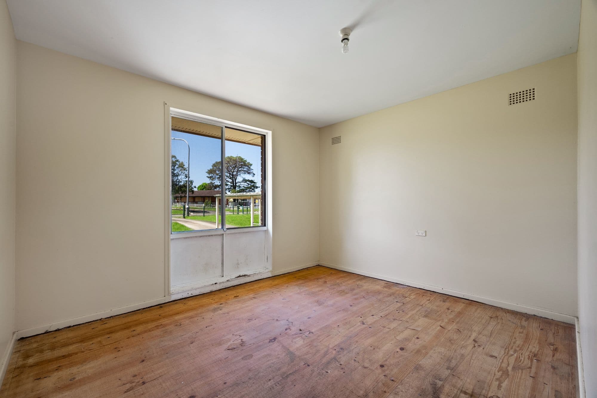 282 Riverside Drive, Airds NSW 2560, Airds - Thumbnail 6