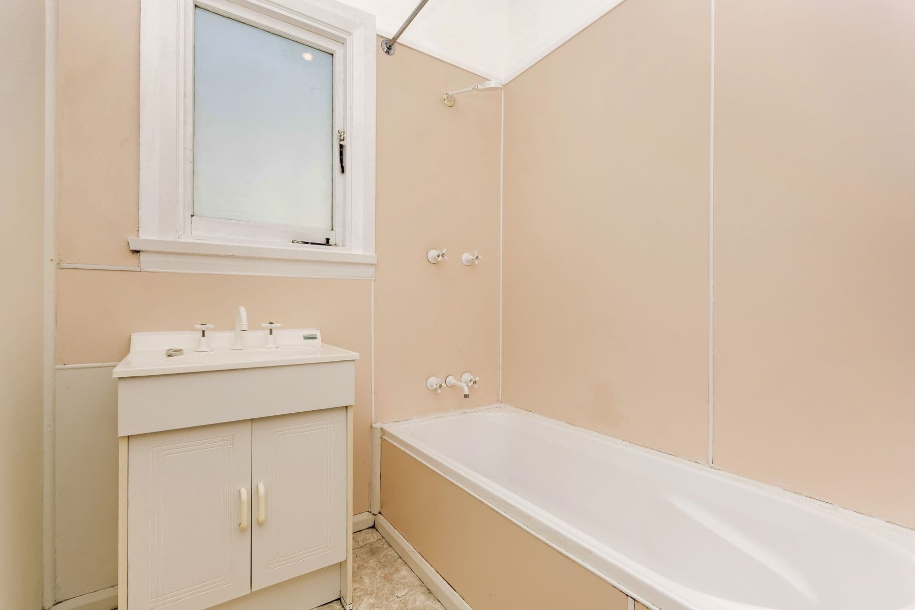 19 Joffre Street, Mowbray TAS 7248, Mowbray - Thumbnail 6
