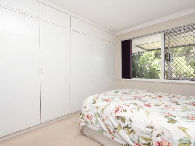 15b Clifton Street, MADDINGTON WA 6109, Maddington - Thumbnail 4