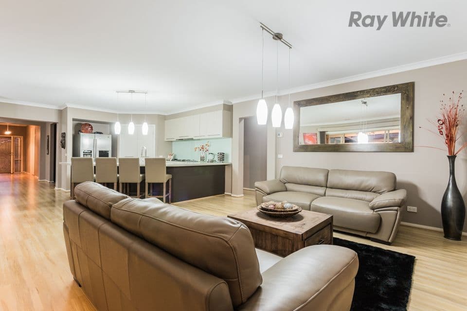 4 Druitt Place, Taylors Hill VIC 3037, Taylors Hill - Thumbnail 4