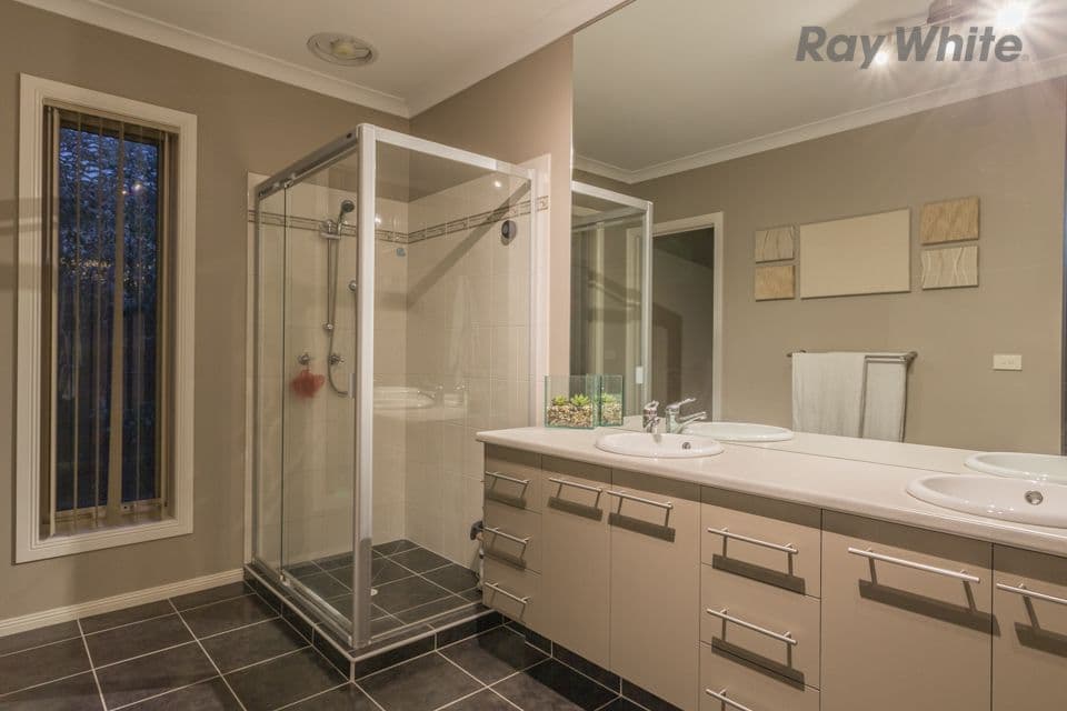 4 Druitt Place, Taylors Hill VIC 3037, Taylors Hill - Thumbnail 8