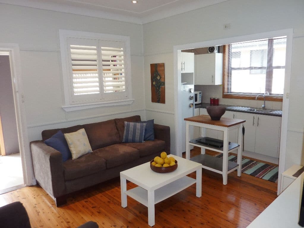 2 Ellen Street, BELLAMBI NSW 2518, Bellambi - Thumbnail 2