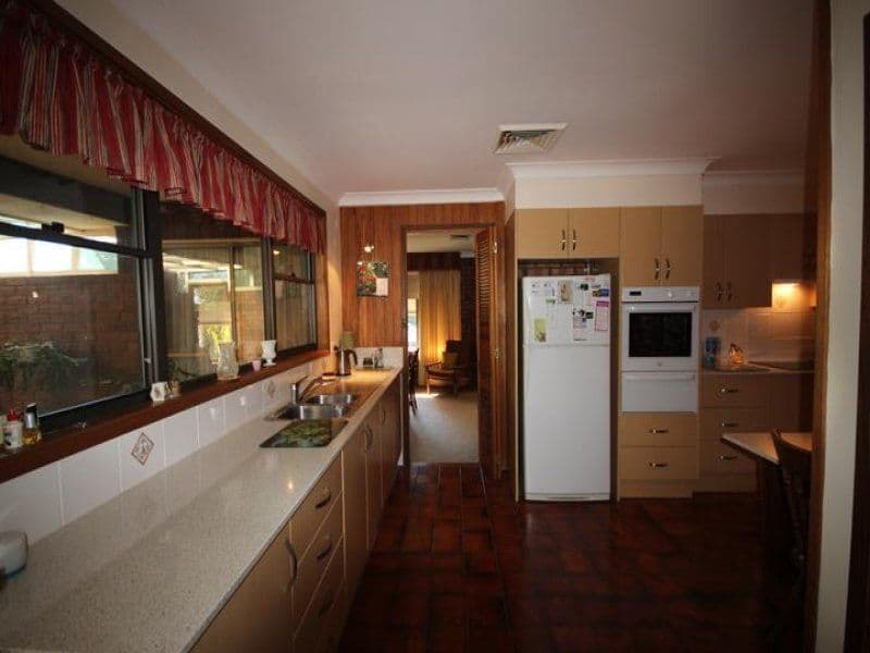 27 Sydney Street, SCONE NSW 2337, Scone - Thumbnail 6