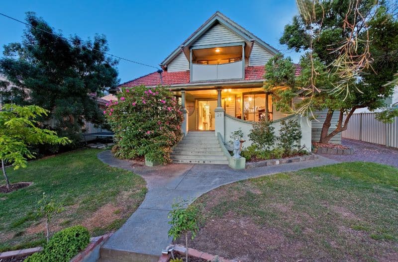 24 Gladstone Road, BRIAR HILL VIC 3088, Briar Hill - Thumbnail 2