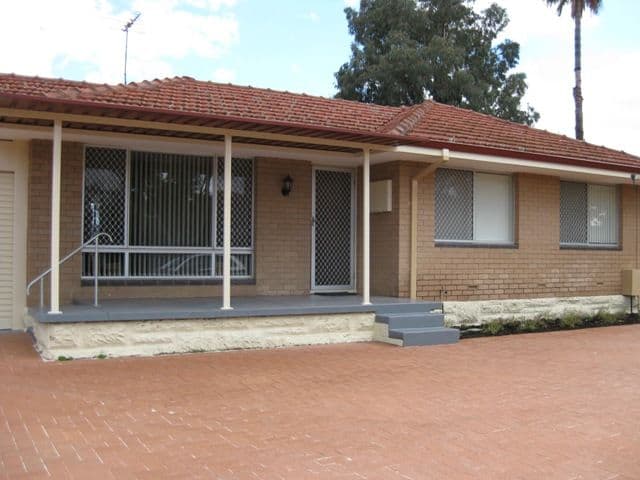 1 Crosbie Crescent, MIDDLE SWAN WA 6056, Middle Swan - Image 1