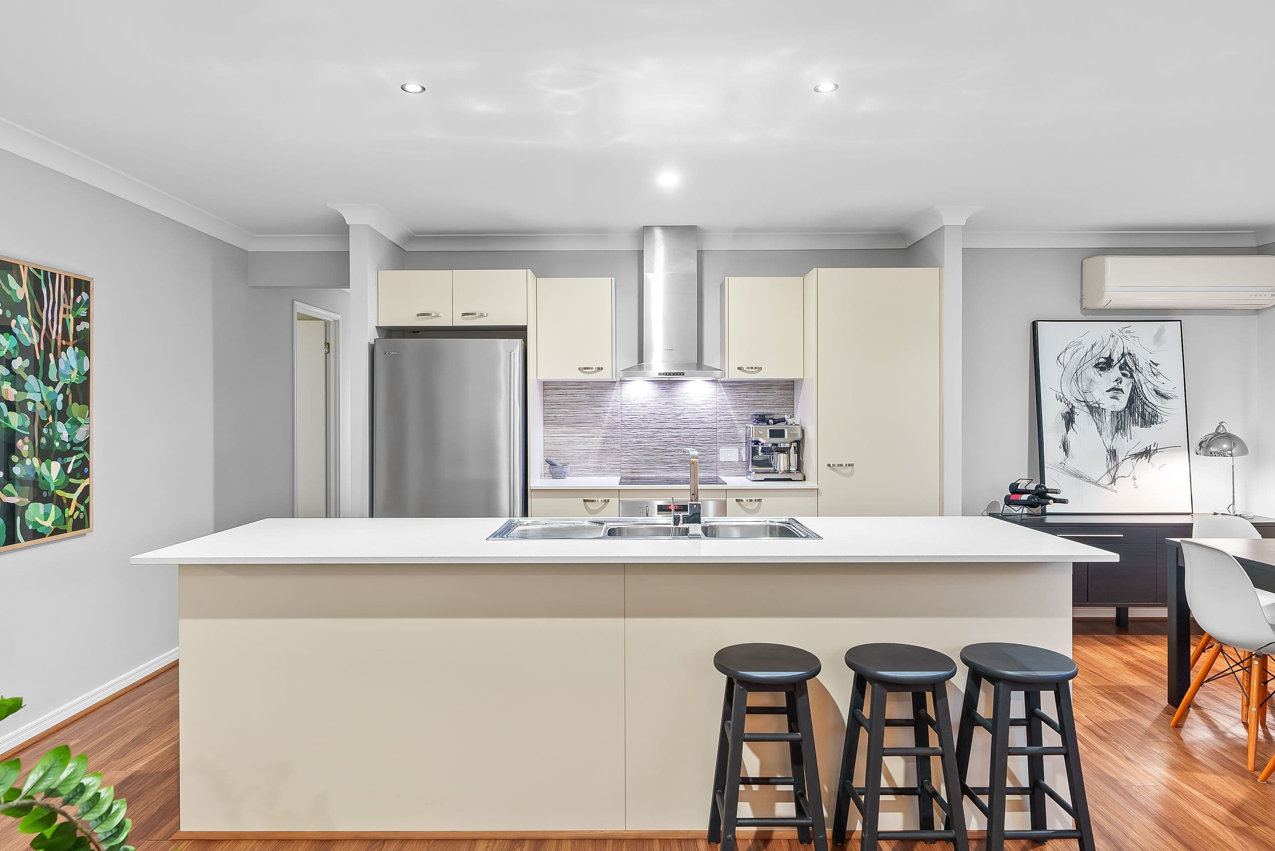 9 Kingston Court, North Lakes QLD 4509, North Lakes - Thumbnail 2