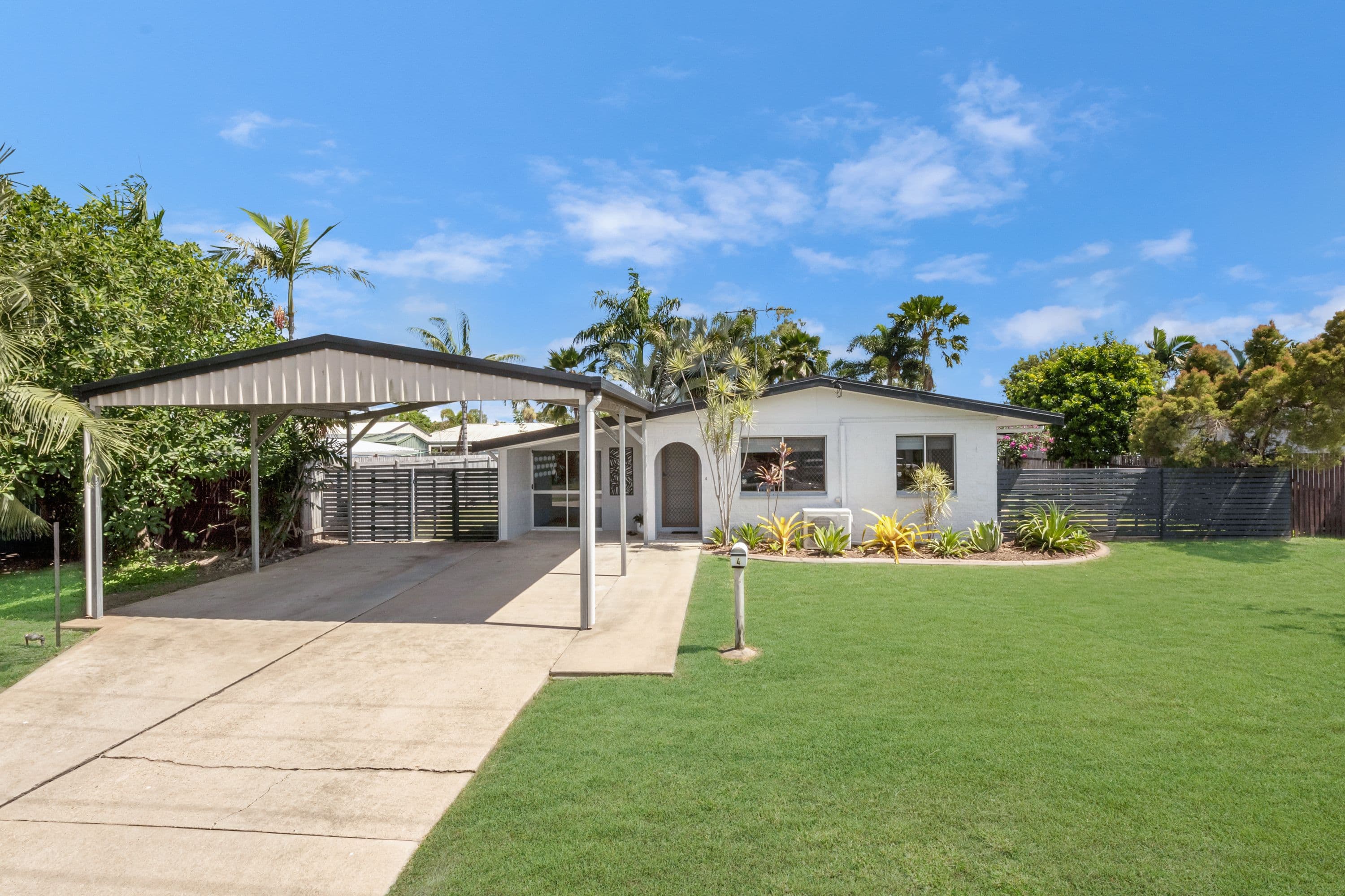4 Rebecca Court, Rasmussen QLD 4815, Rasmussen - Image 1