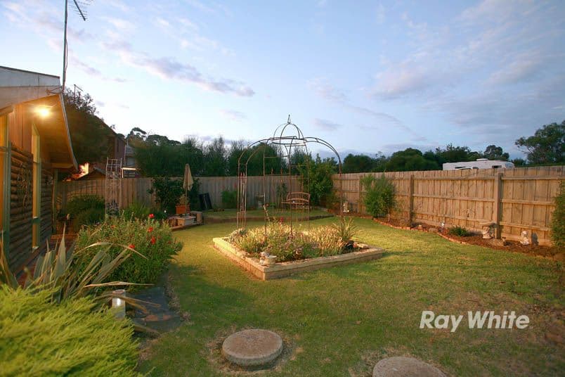 9 Rimfire Crescent, CRANBOURNE VIC 3977, Cranbourne - Thumbnail 3