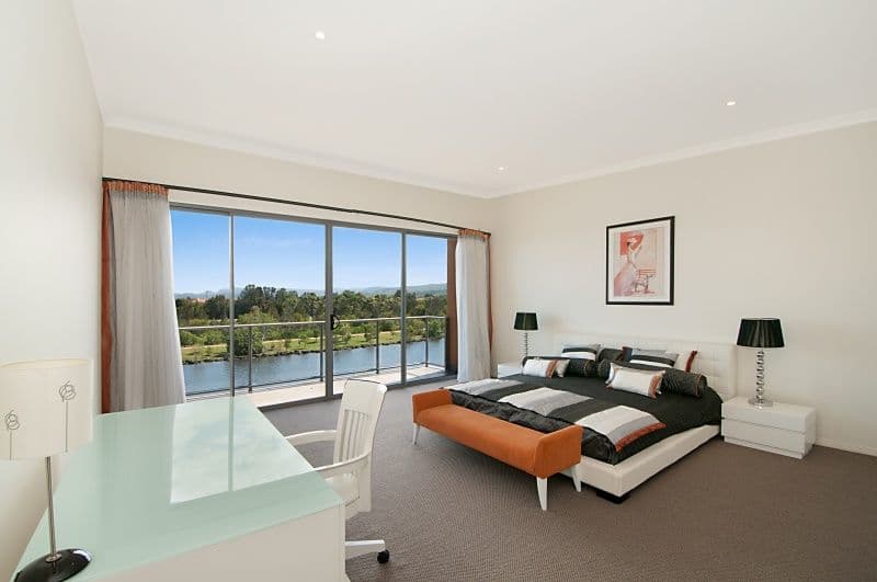5026 Emerald Island Drive, CARRARA QLD 4211, Carrara - Thumbnail 7